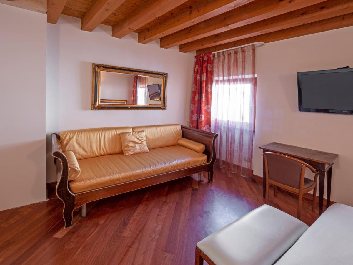 City Centre Rooms And Apartments Verona Bagian luar foto